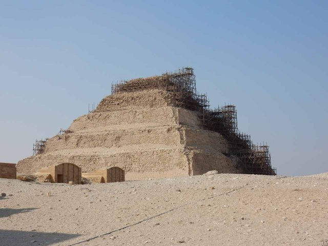 Pyramide von Djoser (Stufenpyramide)