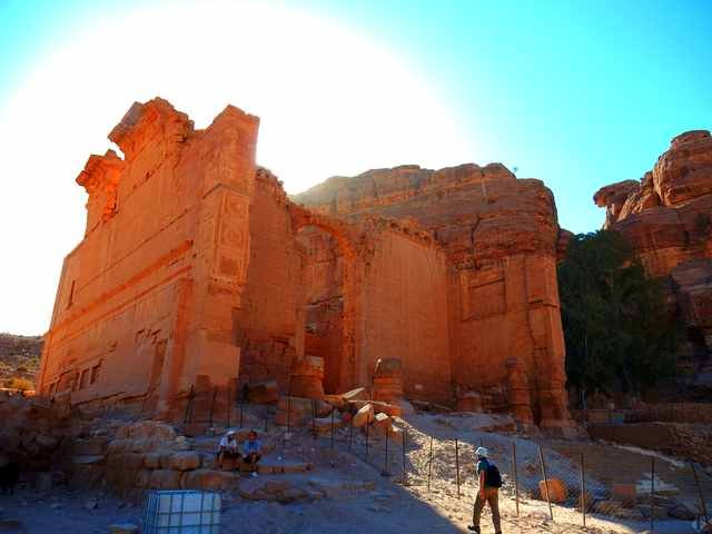 Petra Qasr al-Bint