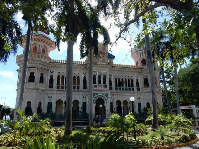 Cienfuegos Palacio de Valle